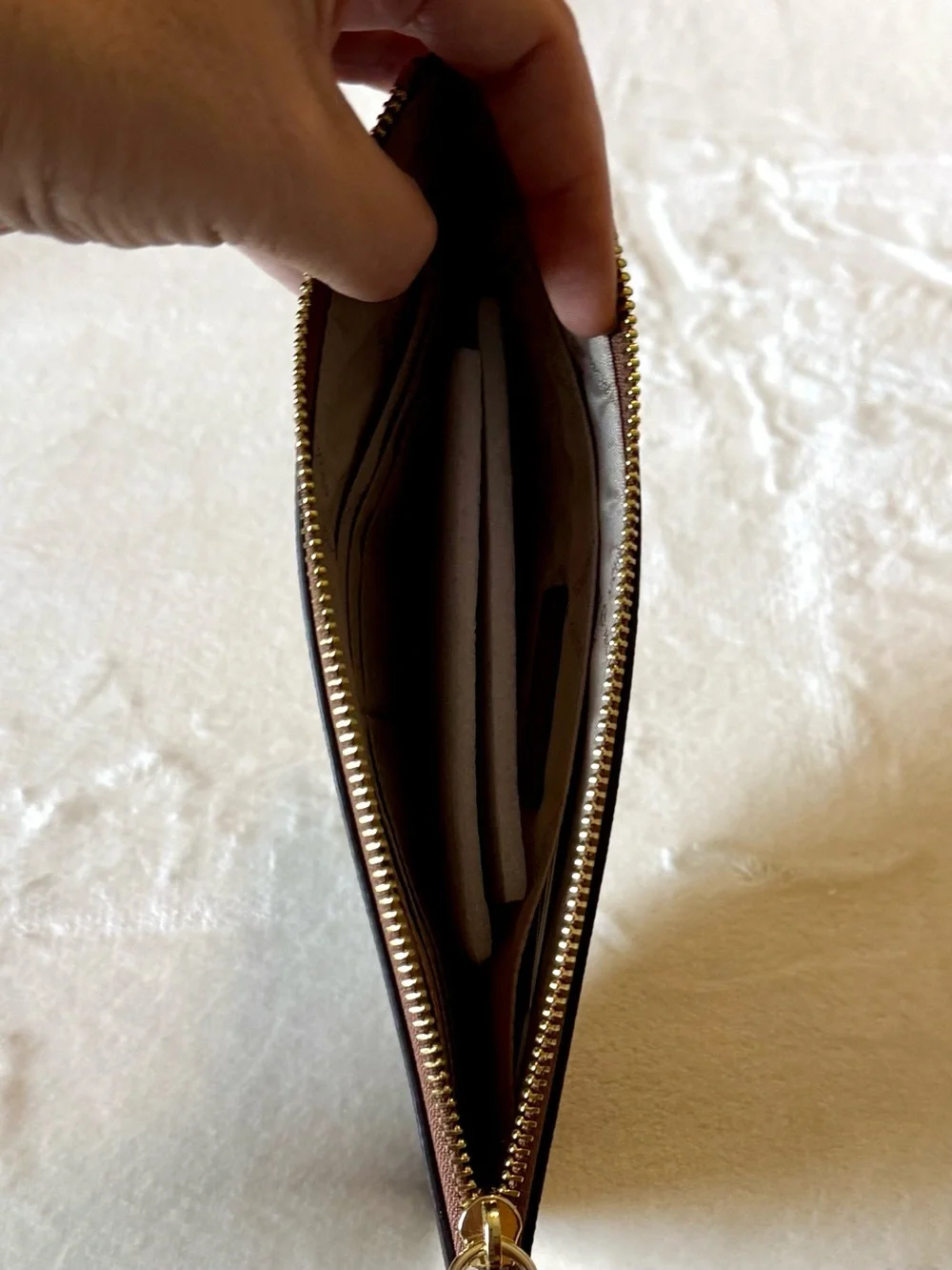 Michael Kors MK Signature Logo Clutch Wristlet Zip Top Large NWT